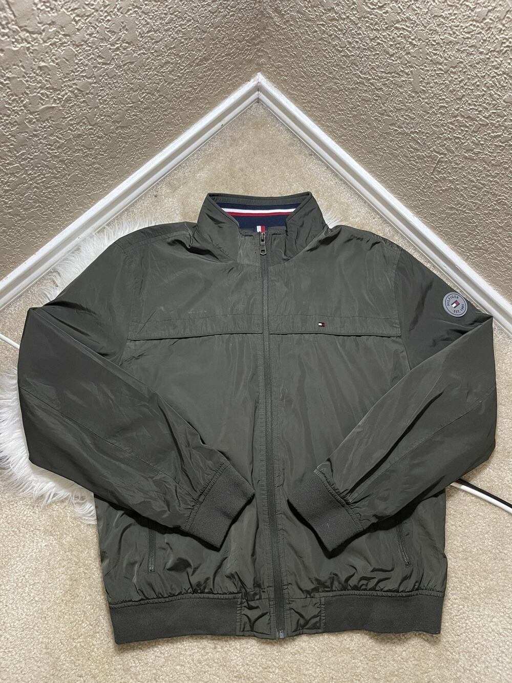 Tommy Hilfiger Men's Performance Water Resistance Bomber Jacket Olive Green XL